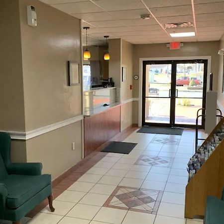 Econo Lodge Inn & Suites Denver Exterior photo