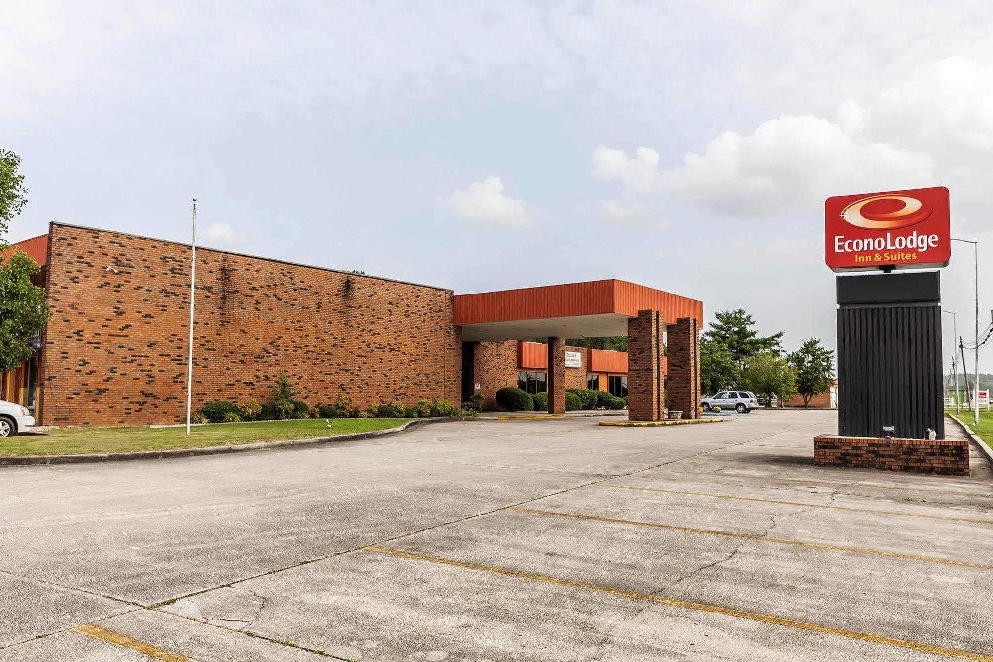 Econo Lodge Inn & Suites Denver Exterior photo